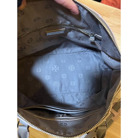 TORY BURCH GREY BERKLEY DOME SHOULDER BAG - Picture 10 of 15